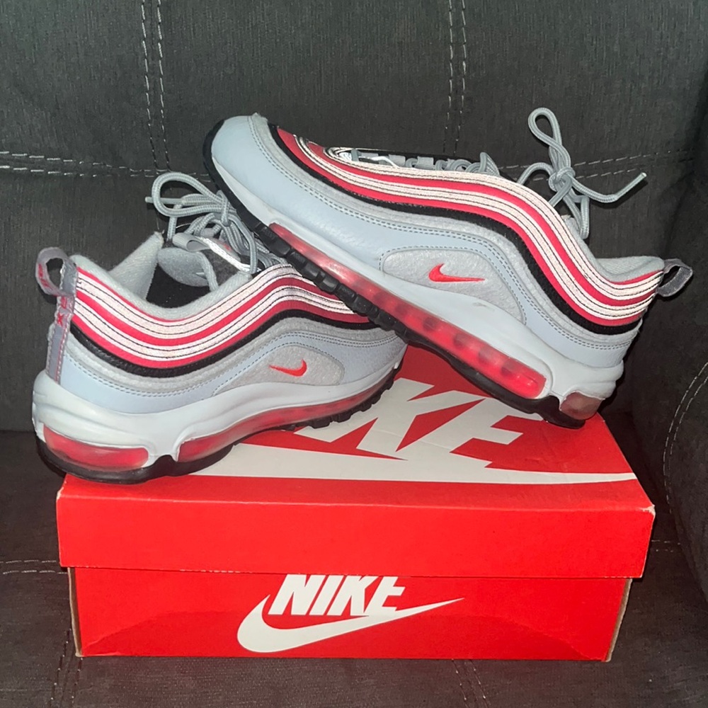 Nike Air Max 97 (Women’s 8 1/2)